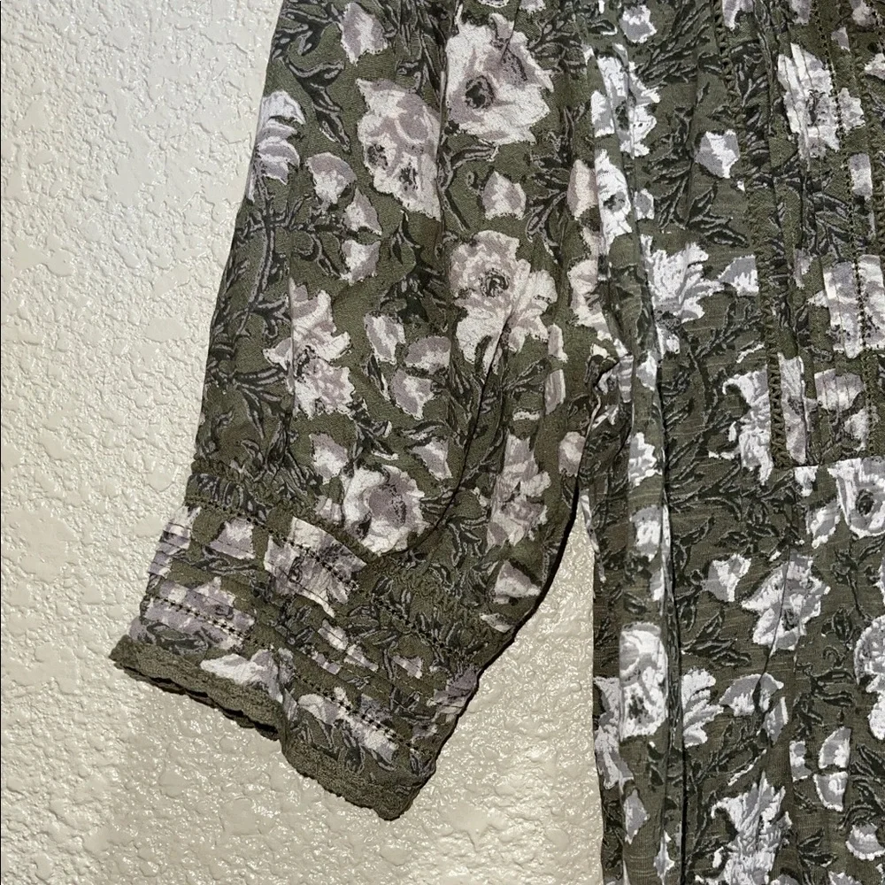 Lucky Brand Green Floral Button Down Shirt - Picture 4 of 5